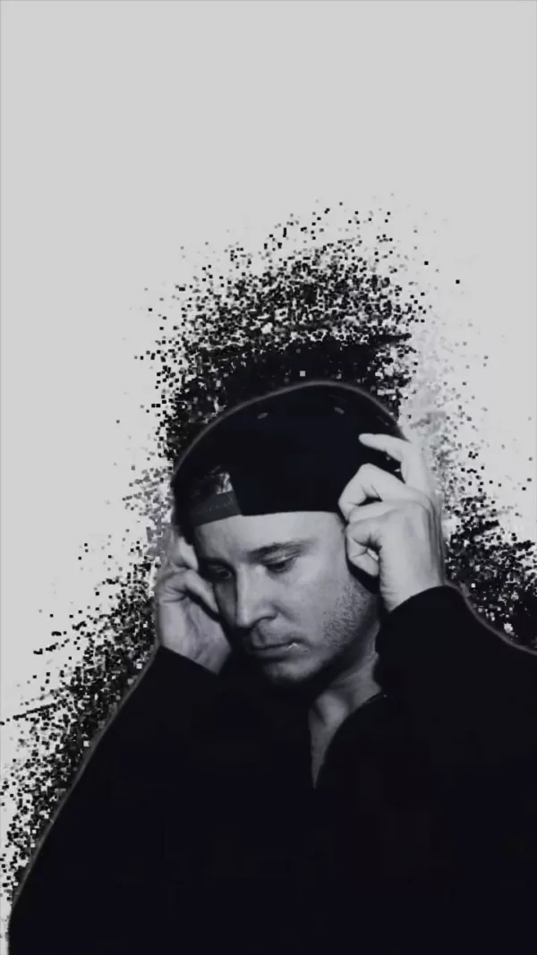 MUSIC FOR THE PEOPLE! Saturday night is going to be a tasteful eclectic night of various house sounds to send Egbert to your soul! Join us at kashmirchicago ! No Cover, No Tickets, No Guest List- I’m rolling in right at 8pm after dinner for djtsunami birthday! Who’s with us?-
-
housemusicchicago chicago afterlife dj djlife entertainment entrepreneur phoenix